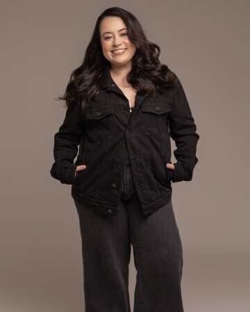 VANESSA ESTEVES — 5