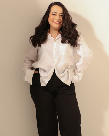 VANESSA ESTEVES — 6