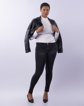 STEFANE DOS SANTOS MACHARETH — 6