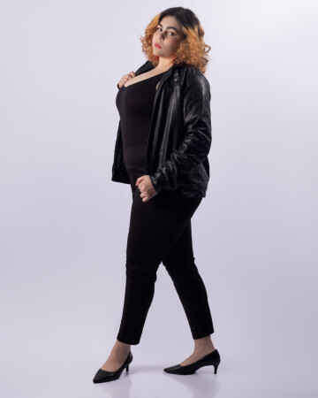 CAROLINE OLIVER — 5