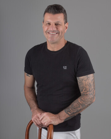 LEONEL DE SOUZA — 4