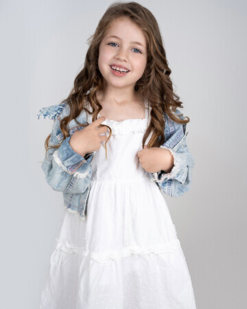 AURORA BOBROWNIK — 1