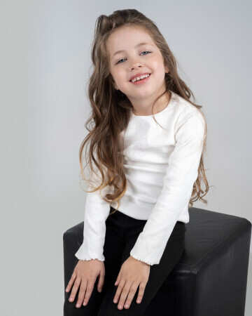 AURORA BOBROWNIK — 2