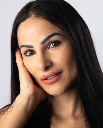 ALINE FERREIRA — 2