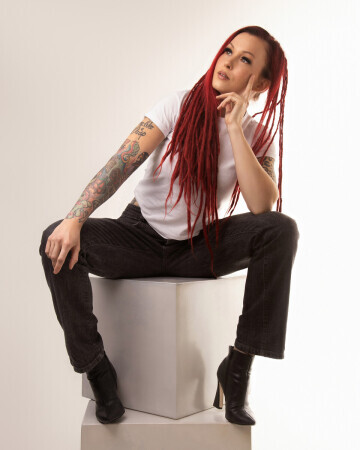 MELISSA MARREIROS — 1