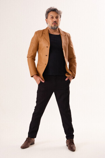 RODRIGO DIVINO — 2