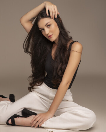 GABRYELA BISCHOF — 3