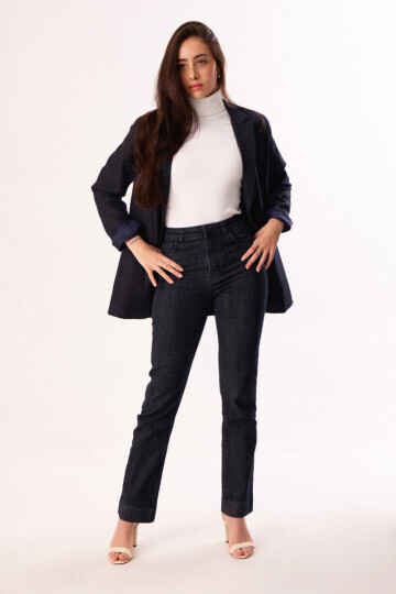 RAISSA VILLALTA — 5