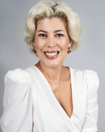 MARIANA FERREIRA — 5