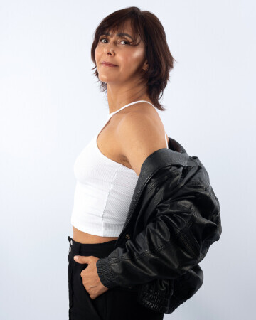 CLAUDIA VICENCIA — 1