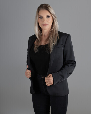 SANDRA CAMARGO — 3