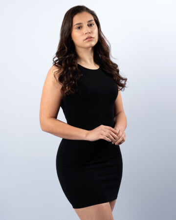 JULIA AGNOLETTO — 1