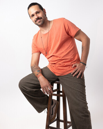 GUILHERME PRATES — 5