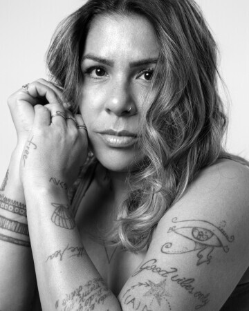 ESTER OLIVEIRA — 5