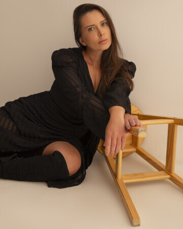 VANESSA MANDRIK — 2