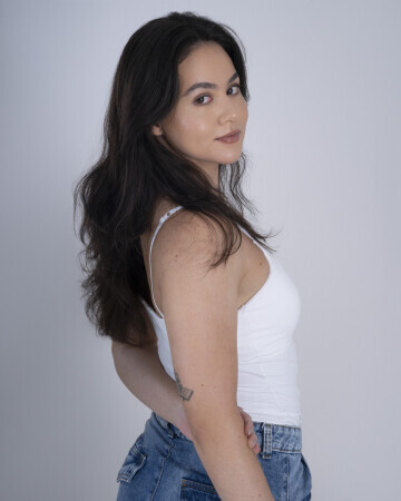 CARINA BERNARDO — 4