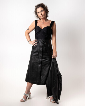 DANIELA FARIAS — 5