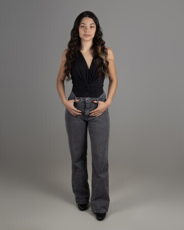 LAURA VICTORIA SCHWARZ — 3