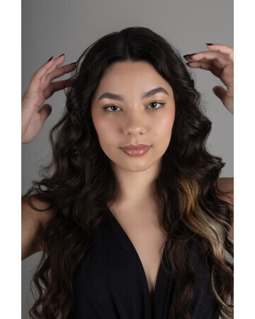 LAURA VICTORIA SCHWARZ — 5