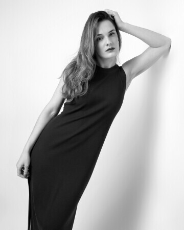 KATHARINA MANFREDI — 4