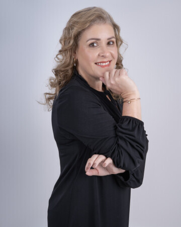 ADRIANA PICCOLO — 6