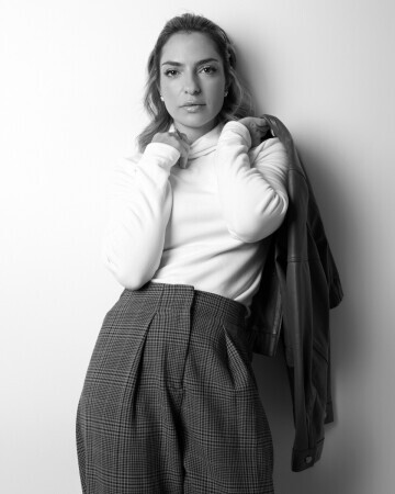 CAMILA FREITAS — 1