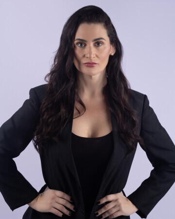 MAYSA CORDEIRO — 4