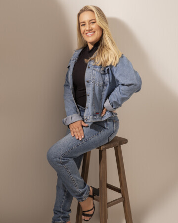 FERNANDA MACHRY — 1