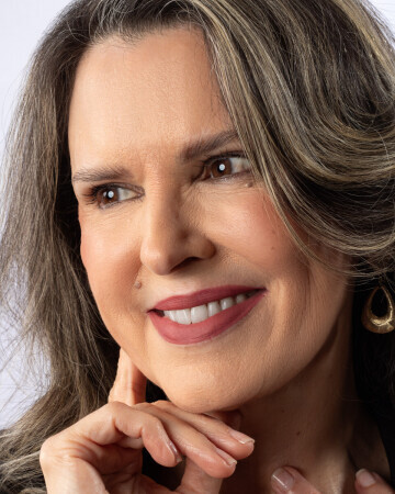 WALKIRIA GARCIA — 4