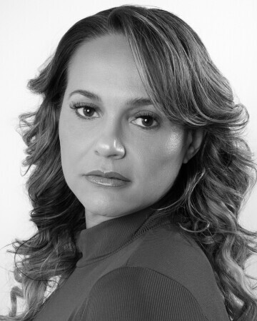 PRISCILA AMORIM — 4