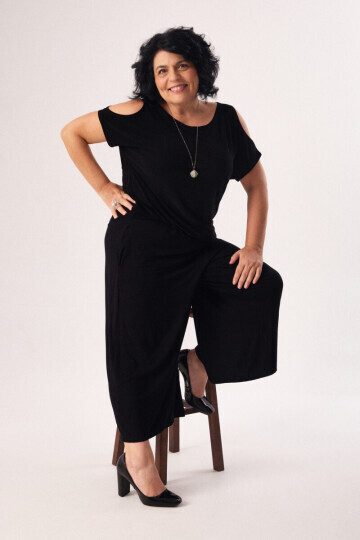 LIGIA HERNANDEZ — 6