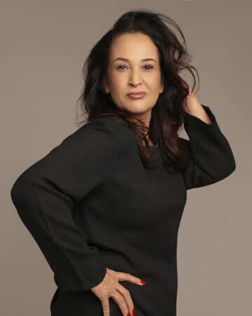 GISELE AQUILLA — 5