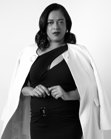 ELIZABETH SOUZA — 4