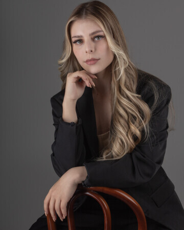 CLARA RAGAZZON — 6