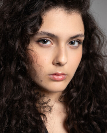 MAFE FERNANDES — 1