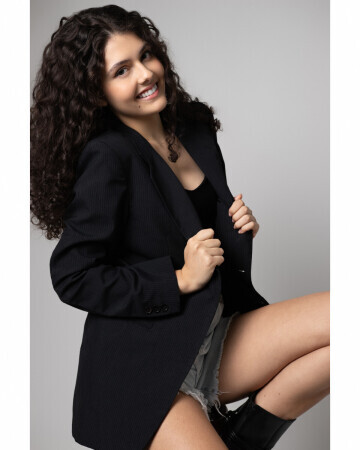 MAFE FERNANDES — 4