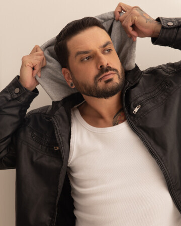 MAICON RIBEIRO — 3