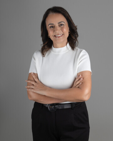 SANDRA PEREIRA — 6