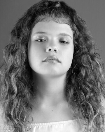 RAFAELA GONZAGA — 5