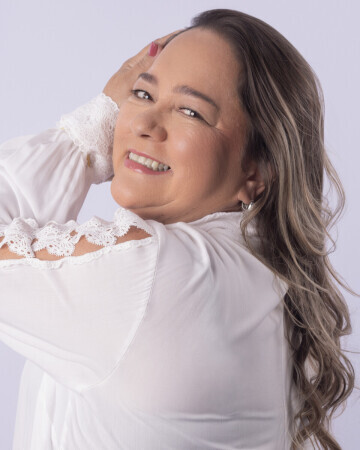 ANA FABRICIA DUTRA TAVARES — 5