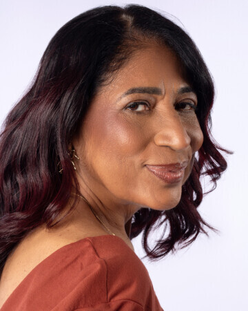 ELÇA MARIA SILVA JUNQUEIRA — 3