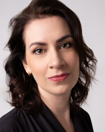 RAFAELA BRISTOT — 1